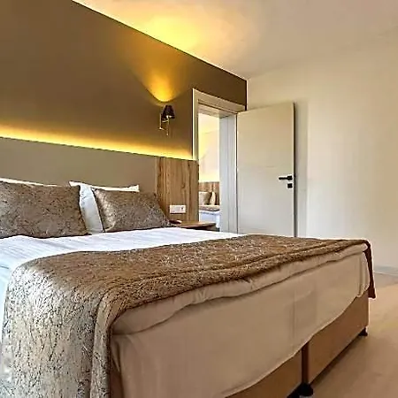 Ephesus Hitit Restaurant 4*