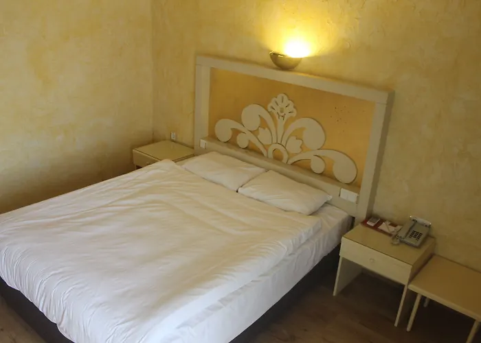 Отель Ephesus Hitit Restaurant