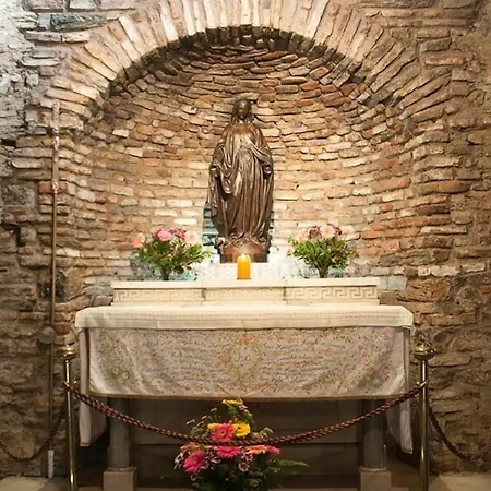 Ephesus Hitit Restaurant 4*